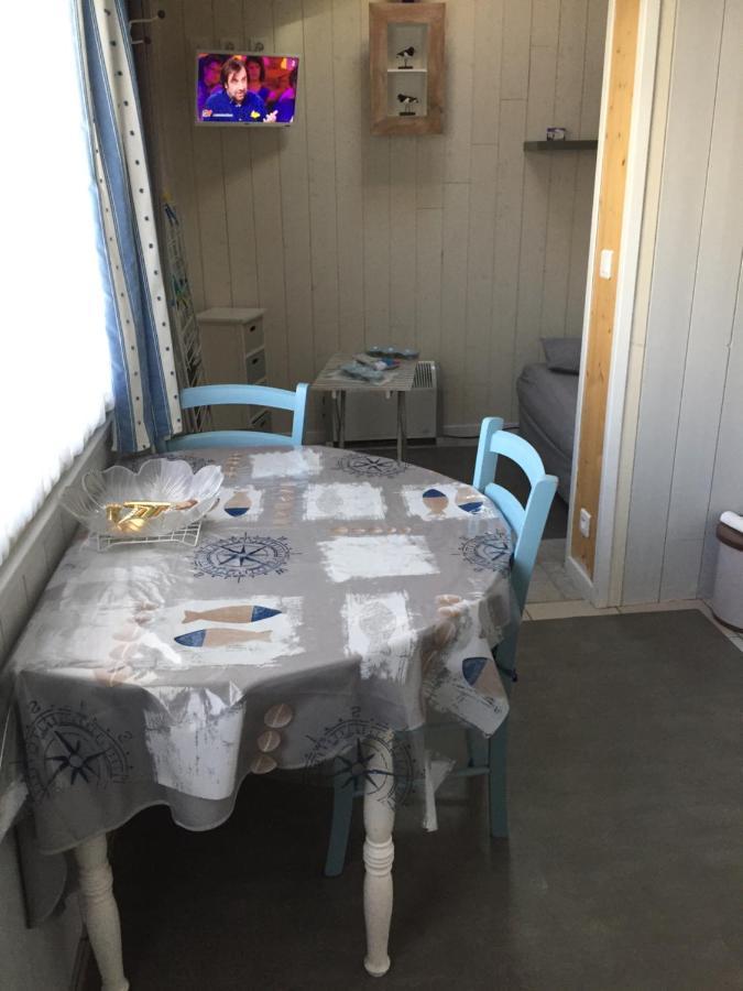 Petite Maison Dans Le Jardin Ars-en-Ré Exteriör bild